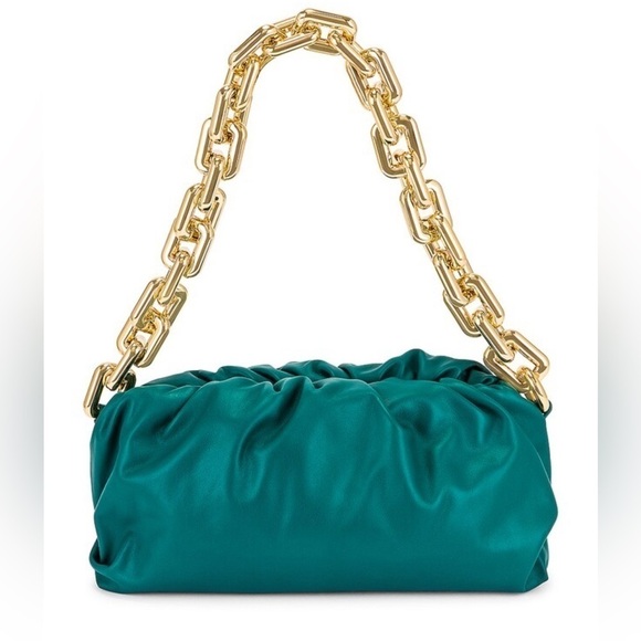 Bottega Veneta Leather The Chain Pouch Handbag - Picture 2 of 16